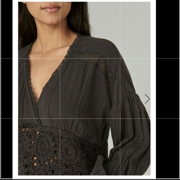 Lucky brand long sleeve crochet top size M - Picture 9 of 10
